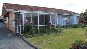 Check-in/check-out kiosk - Robroy Motor Inn (Rotorua)