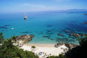 Private beach, sun-loungers, beach umbrellas - Park Oasi Residence (Zambrone)