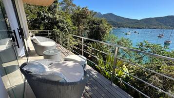 Quarto superior | Terraço/pátio