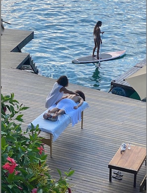 Massage mô sâu, dịch vụ massage