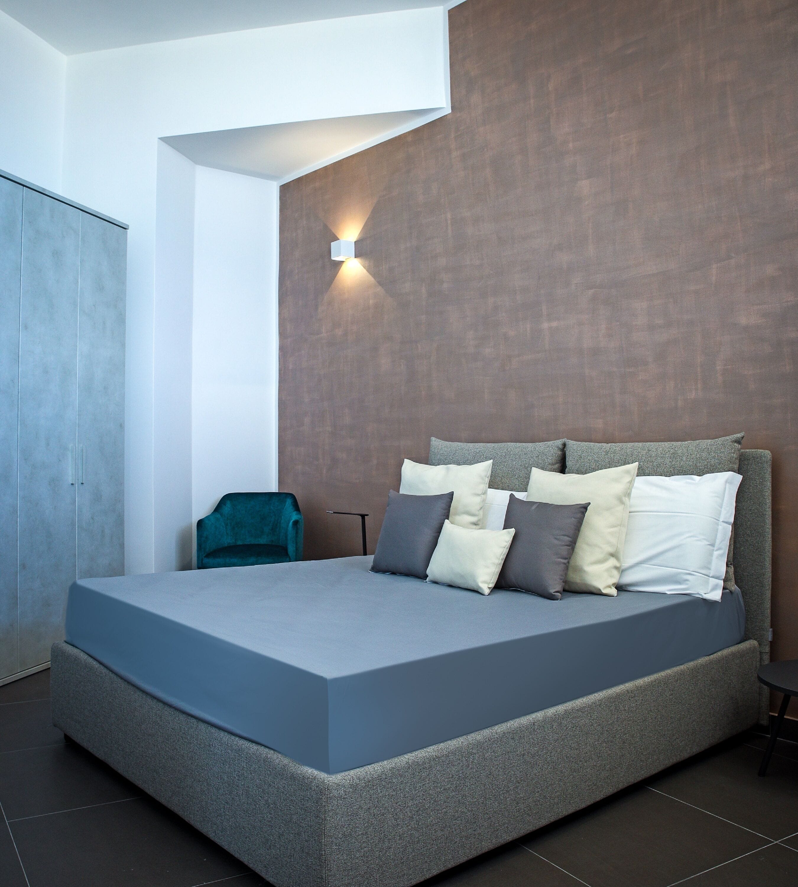 suite | 1 bedroom, in-room safe, desk, soundproofing