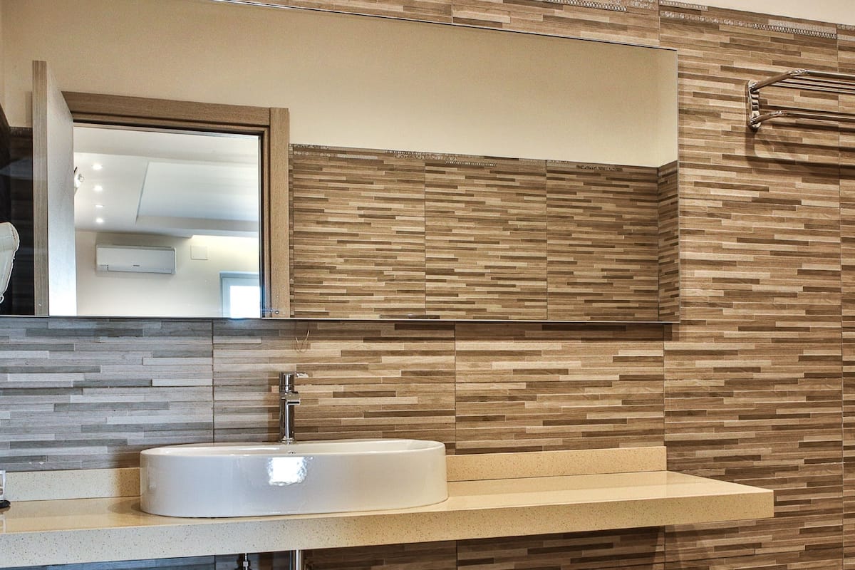 shower, hair dryer, slippers, bidet