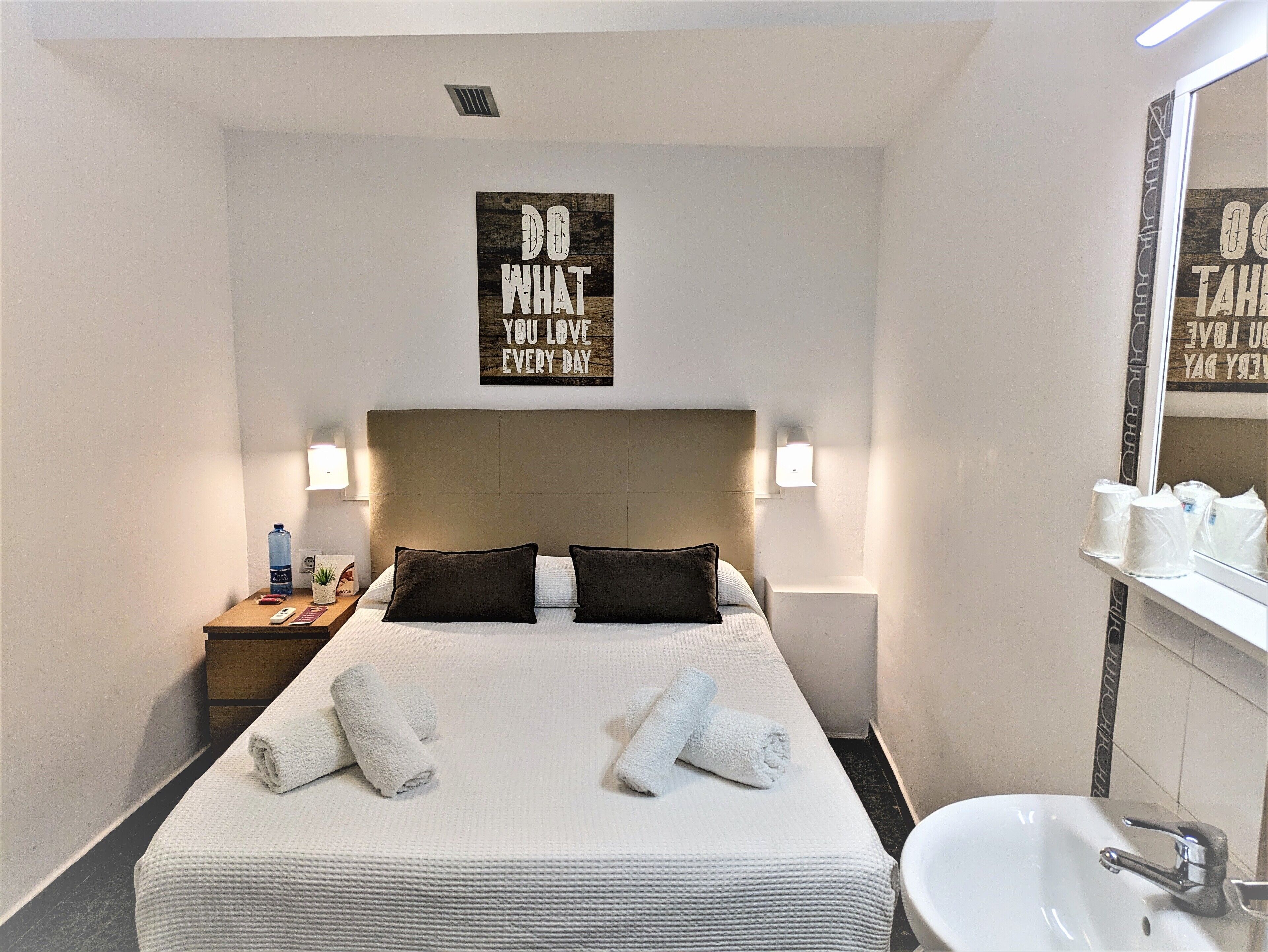 Photo - Hostal Alogar