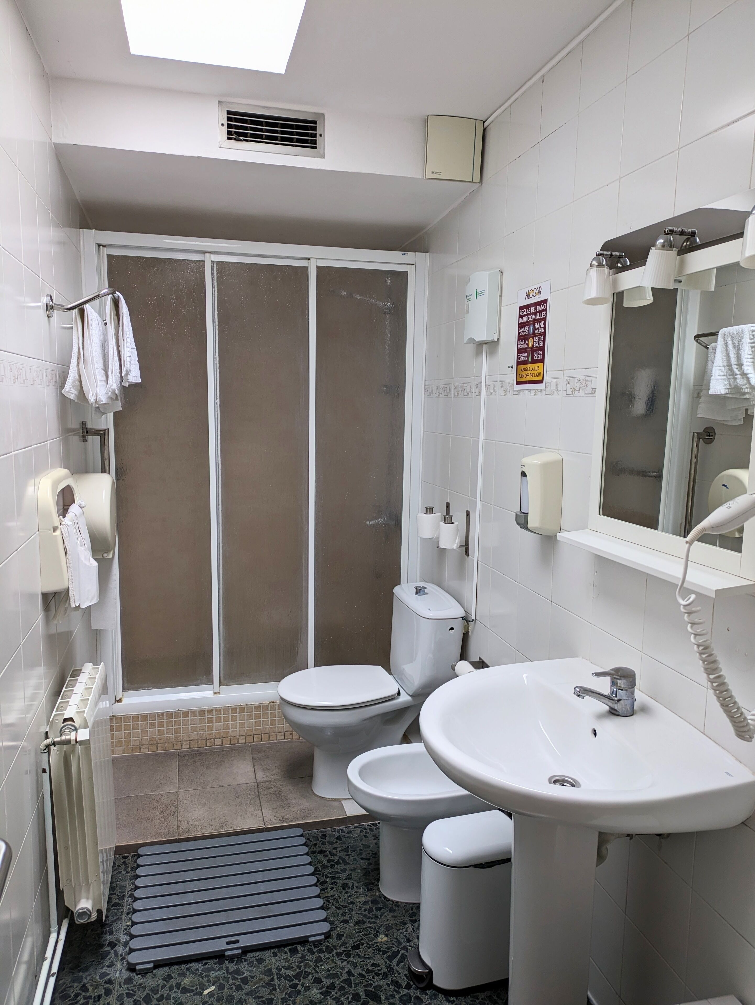 Photo - Hostal Alogar