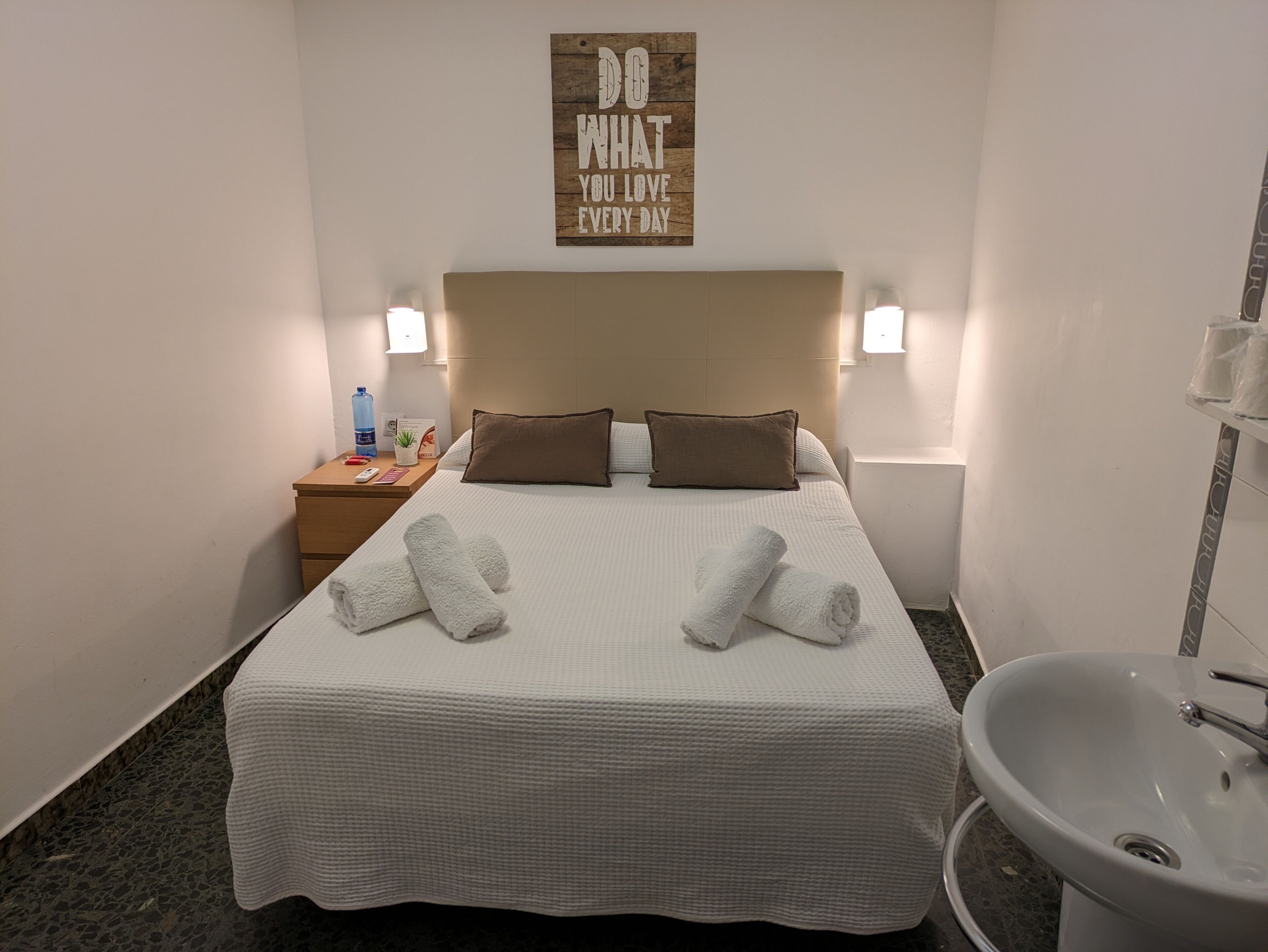 Photo - Hostal Alogar