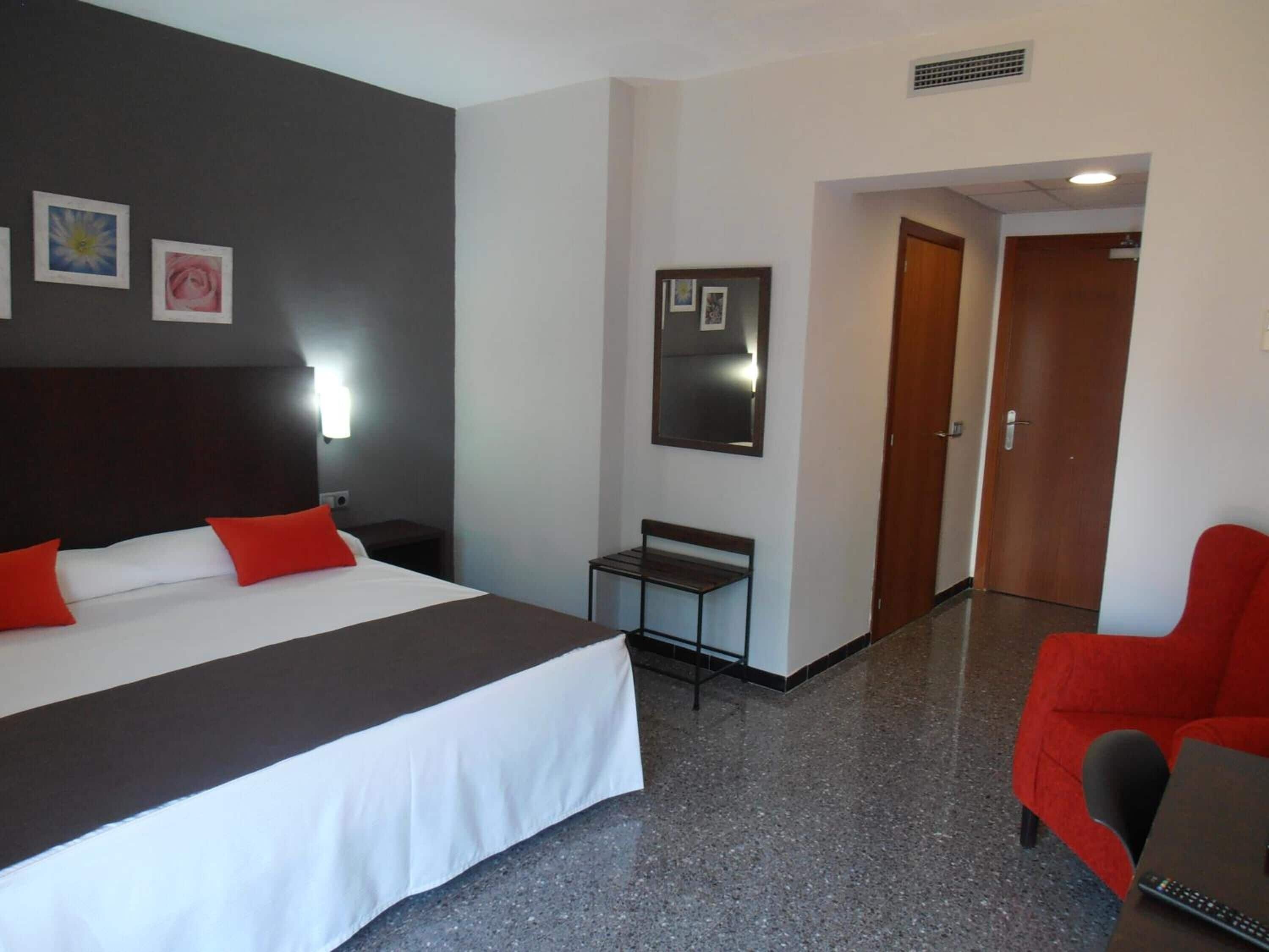 desk, laptop workspace, blackout curtains, free wifi