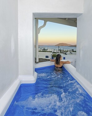 럭셔리 스위트, 퀸사이즈침대 1개, 전용 수영장, 바닷가 | 실내 스파 욕조