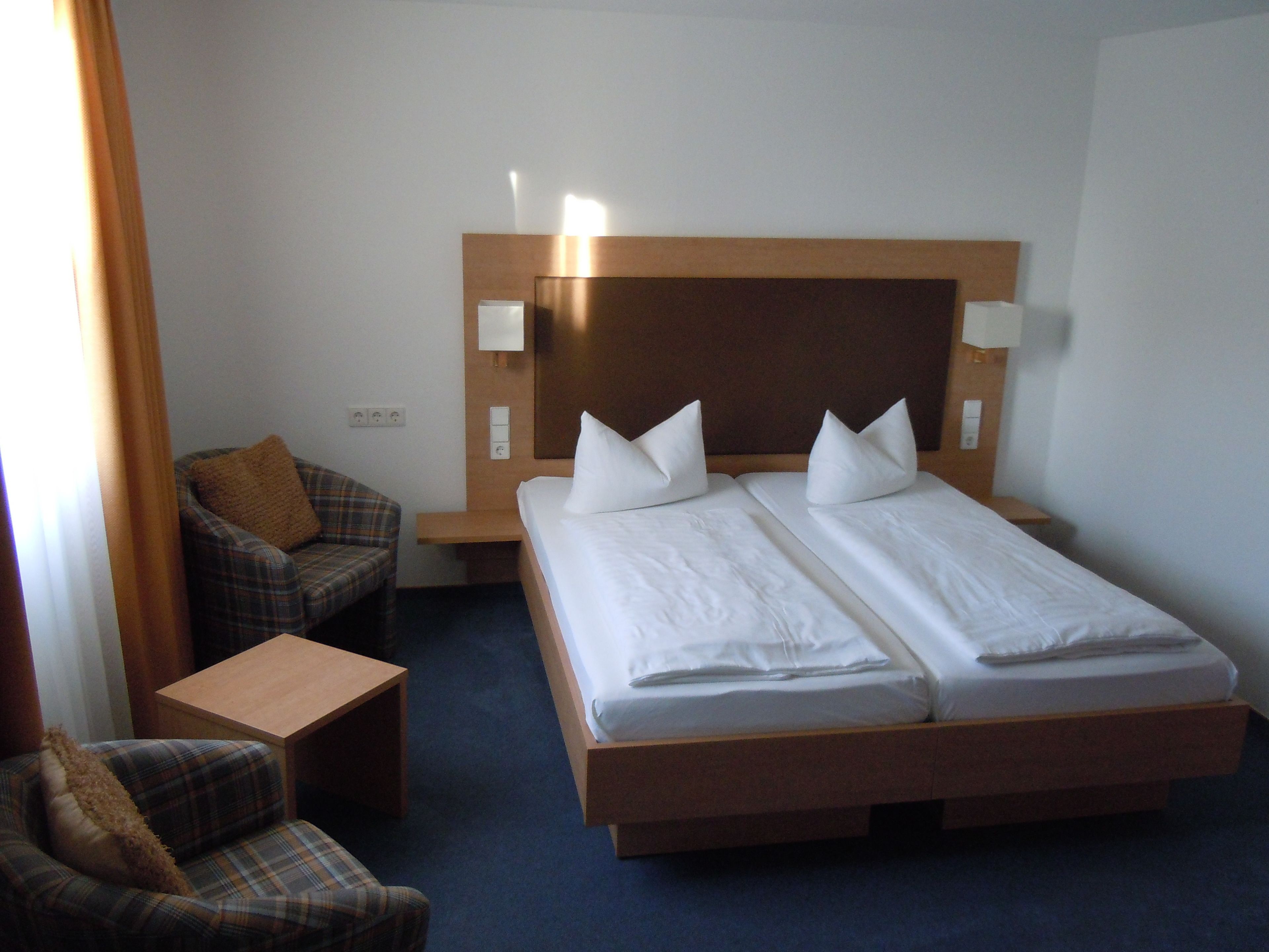 double room | in-room safe, desk, iron/ironing board, free wifi