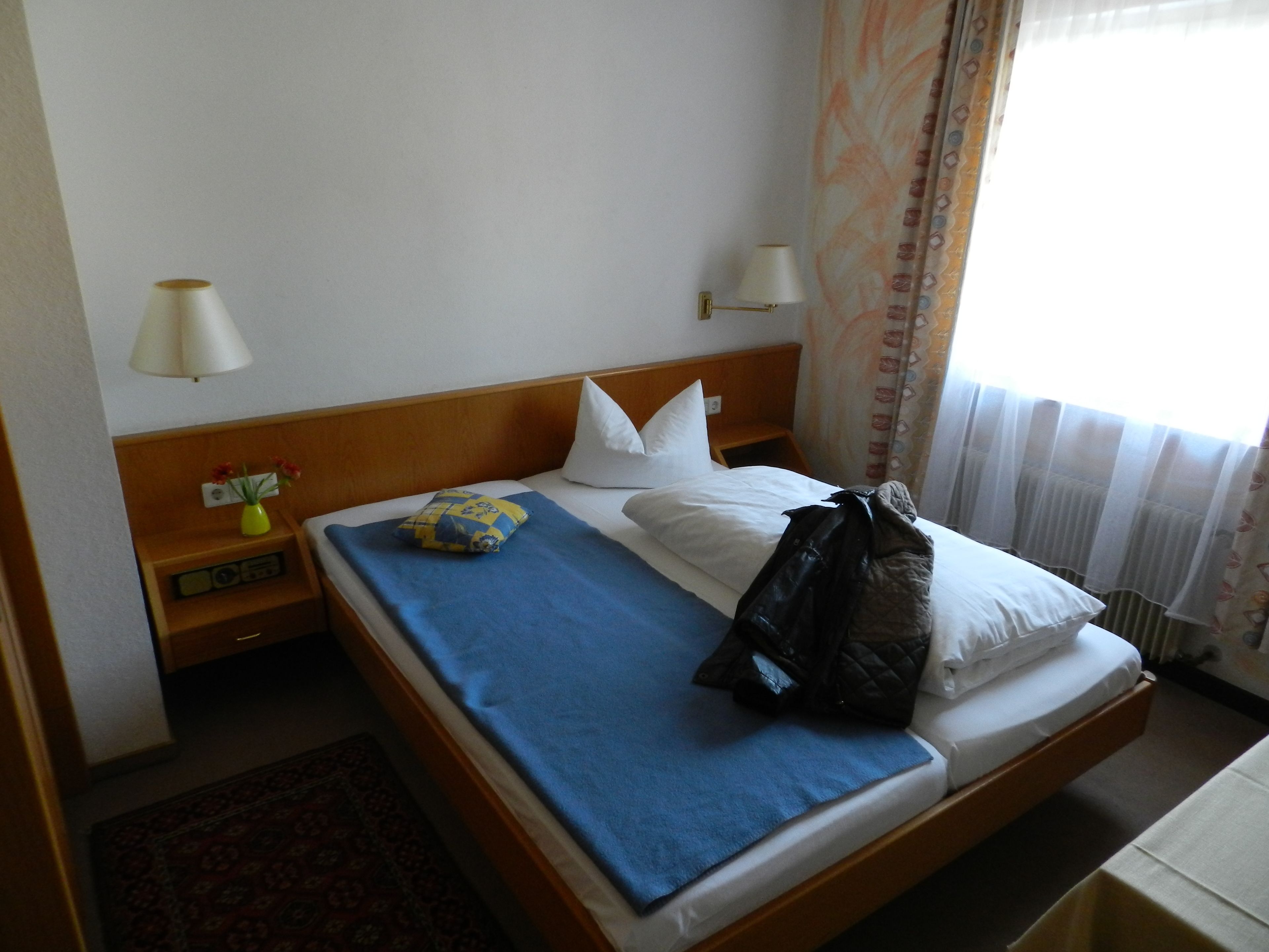 single room | in-room safe, desk, iron/ironing board, free wifi