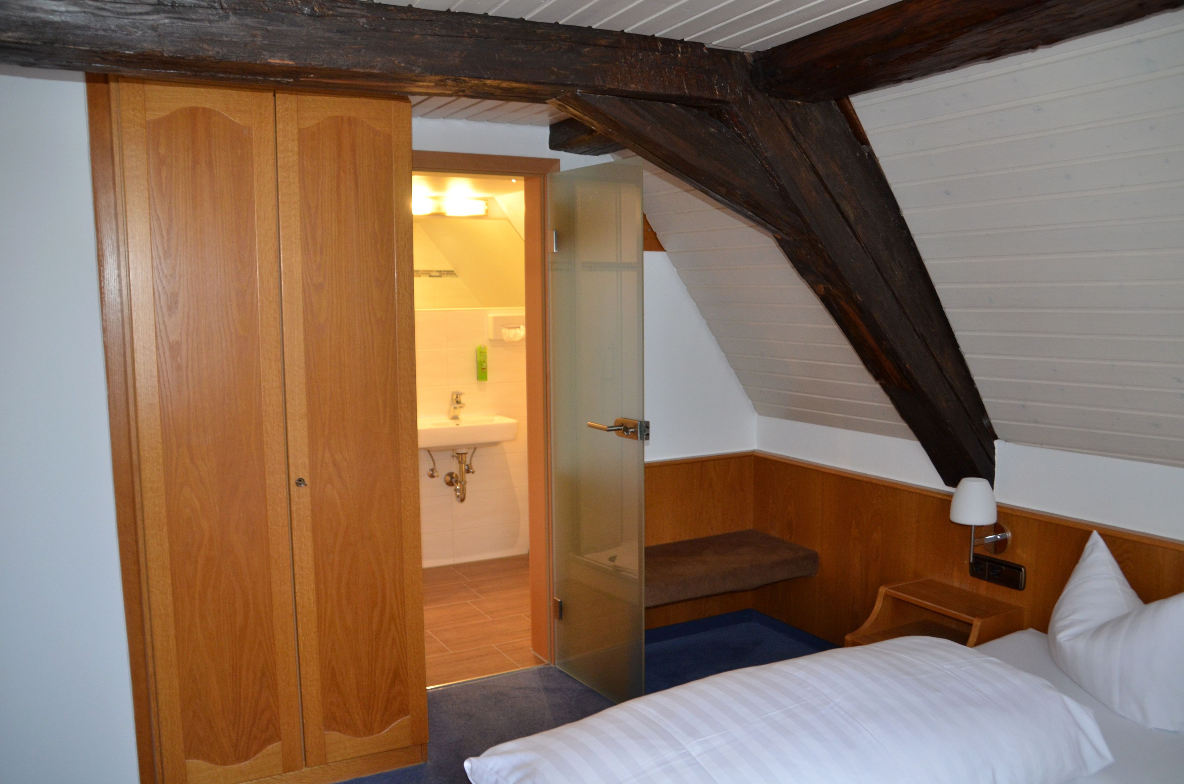 double room | in-room safe, desk, iron/ironing board, free wifi