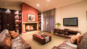 Executive lounge - Manor 38 (Gqeberha (Port Elizabeth))