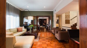 Interior entrance - Manor 38 (Gqeberha (Port Elizabeth))