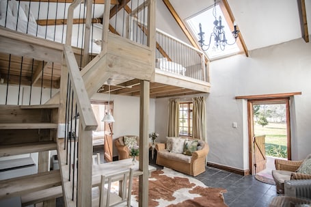 Macaw Self-Catering Suite | Living area. Bella Manga Country Escape