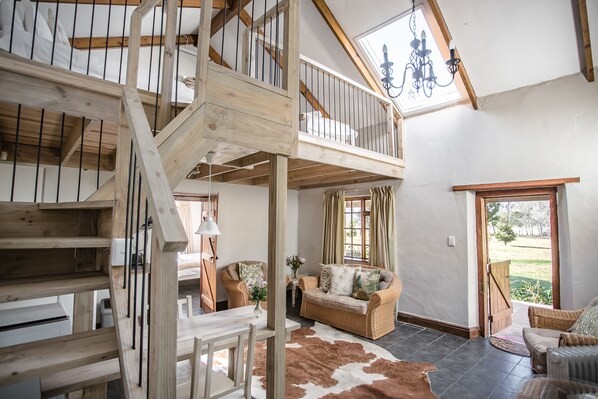 Macaw Self-Catering Suite | 起居区