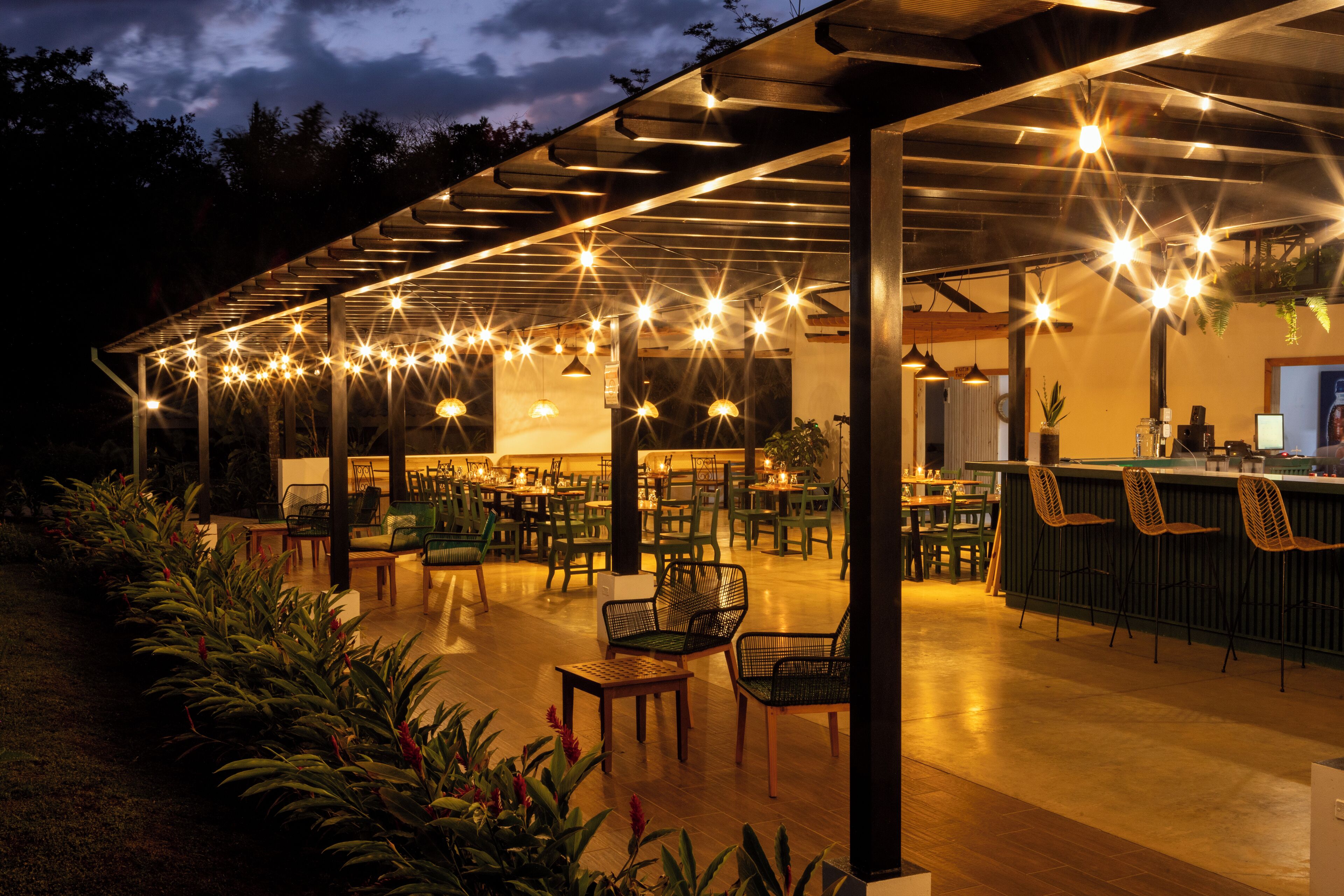 Se sirven desayunos, comidas y cenas 