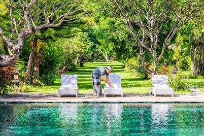 Taman Selini Wahana Beach Bungalows