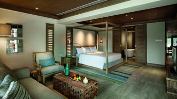 Minibar, in-room safe, desk, iron/ironing board