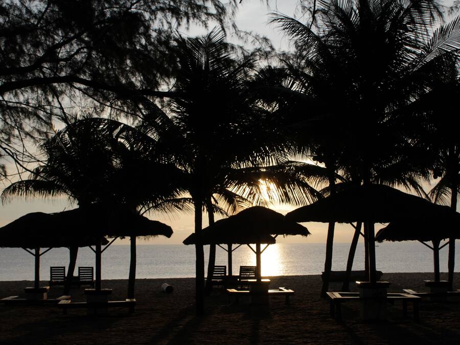 Private beach, beach cabanas, sun-loungers, beach towels