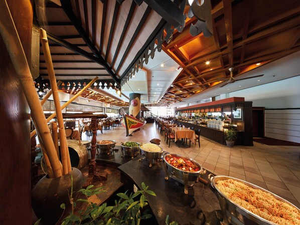 Desayuno a la carta (MYR 35 por persona) 