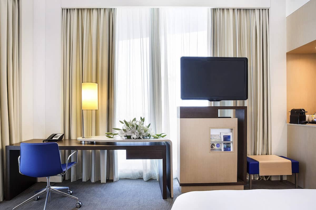 Suite | 1 bedroom, minibar, in-room safe, individually decorated