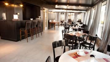 Desayuno buffet incluido todos los días