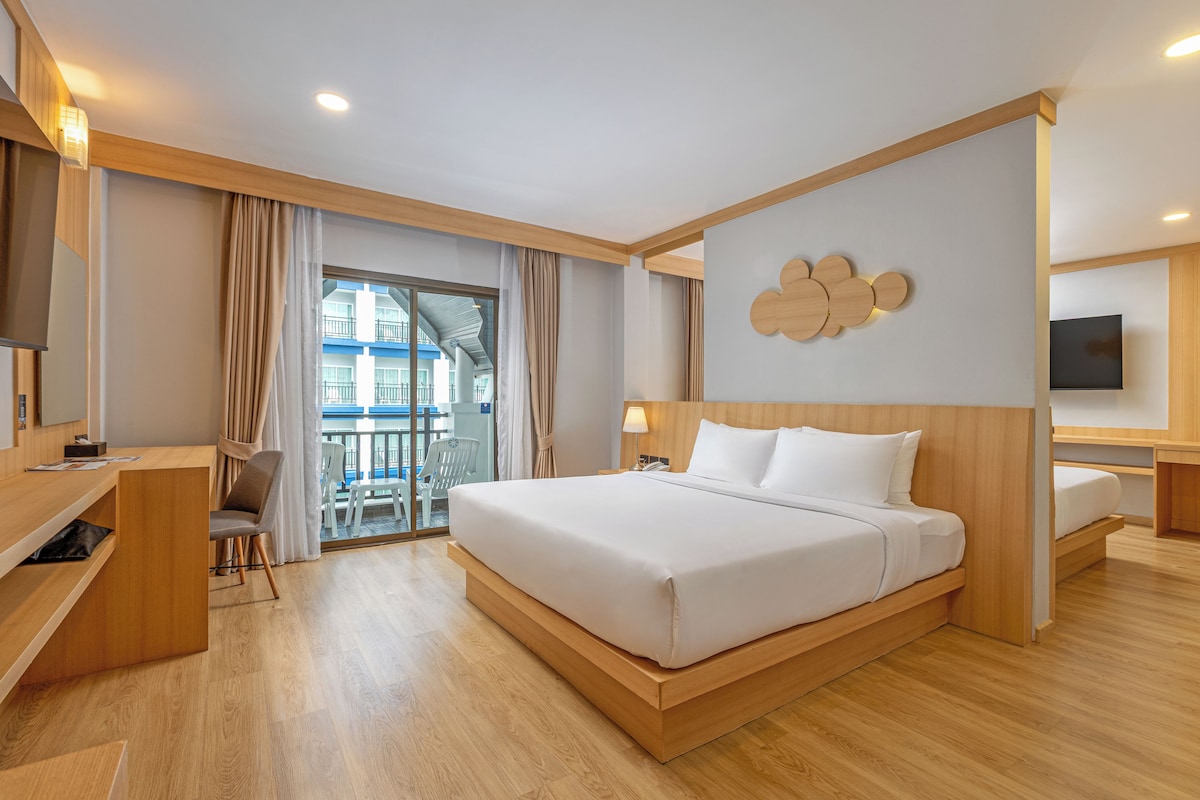 Junior Suite 4 Pax with Balcony