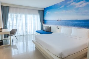 Deluxe Renovated Pool View | In-room safe, desk, free WiFi, bed sheets - Amata Patong (Patong)