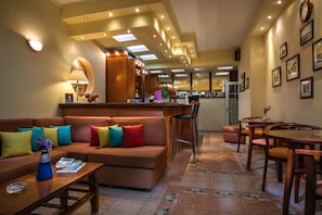 Bar (en el alojamiento)