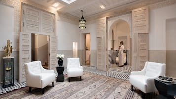 Turkish bath/hammam, body scrubs, massage/treatment rooms