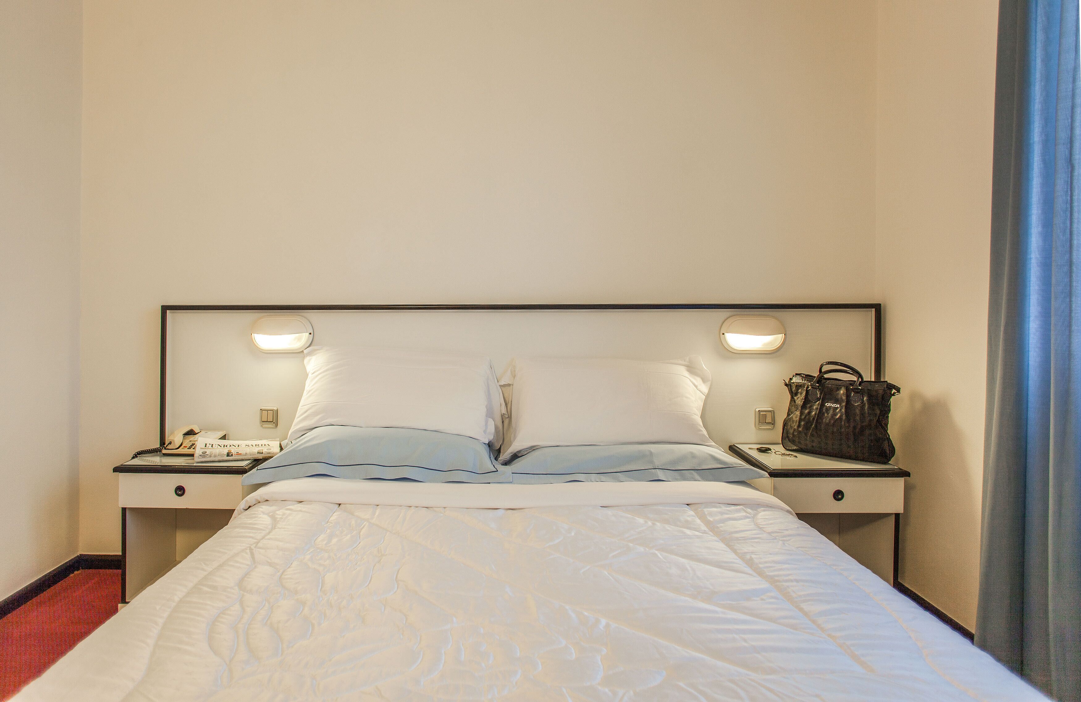 double room single use | minibar, in-room safe, desk, soundproofing