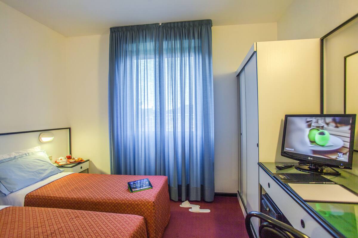 Minibar, in-room safe, desk, soundproofing