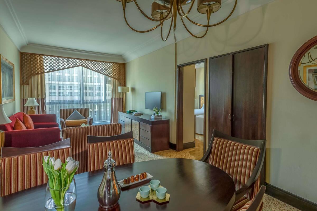 Classic Suite, Multiple Beds, Courtyard View