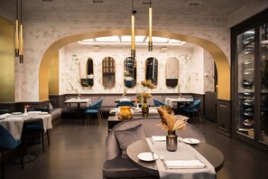 Der serveres morgenmad, frokost og aftensmad