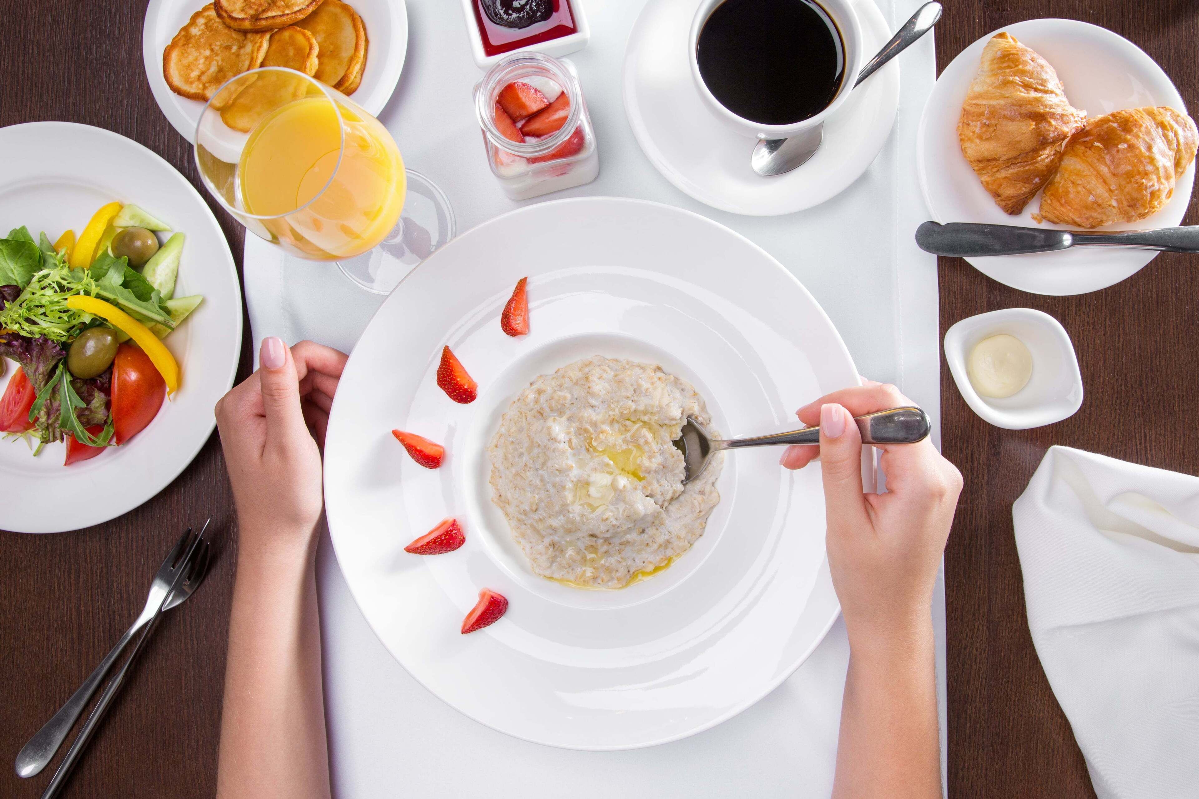 매일 뷔페 아침 식사(1인당 UAH 300)