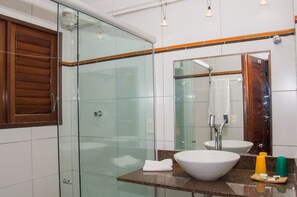 Luxury-Apartment, Balkon (Super) | Badezimmer | Handtücher