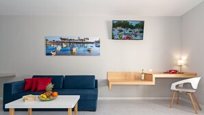 Standard Studio | Pillowtop beds, in-room safe, desk, laptop workspace - Apartamentos Oceano Adults Only (Teguise)