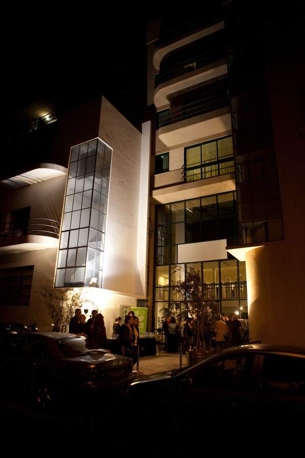 Front of property – evening/night