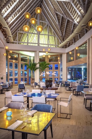 4 restaurants, breakfast, lunch, dinner served; Mediterranean cuisine