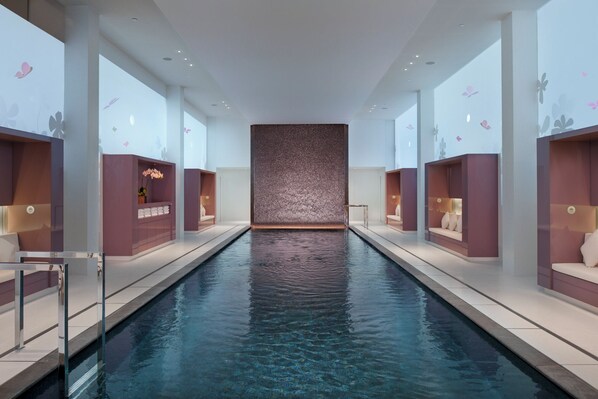 Indoor pool - Mandarin Oriental, Paris (Paris)