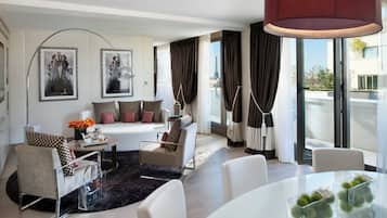 Suite panorámica | Ropa de cama de alta calidad y minibar