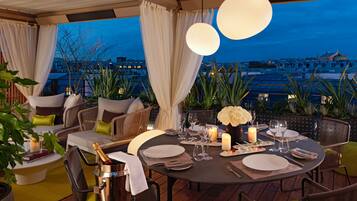 Penthouse (Oriental Suite) | Dineren