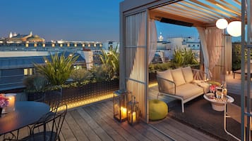 Suite panorámica | Ropa de cama de alta calidad y minibar