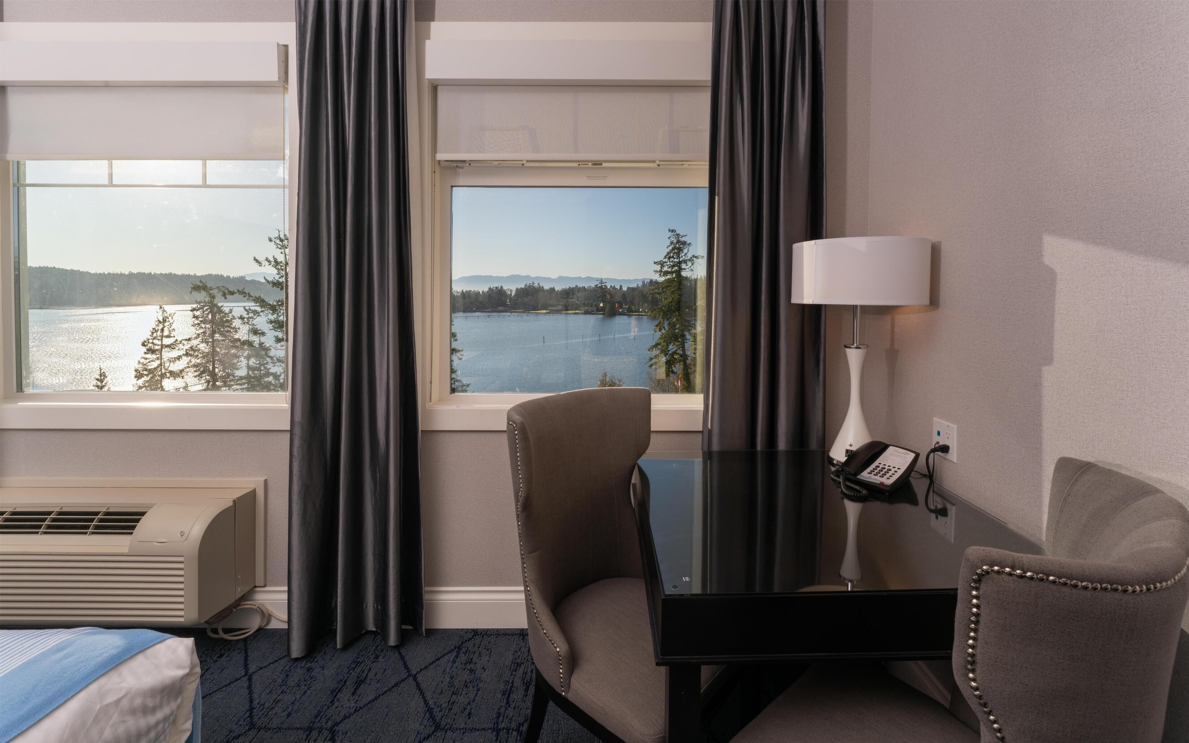 Standard Room, 2 Queen Beds, Non Smoking, Partial Ocean View (Prestige Floor) | Premium bedding, pillowtop beds, in-room safe, individually decorated