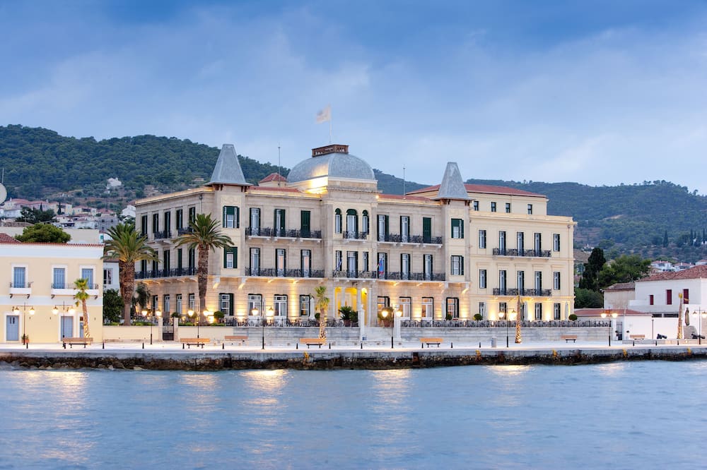 Poseidonion Grand Hotel