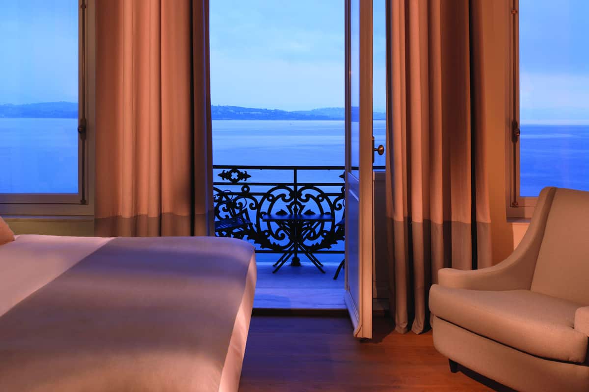 premium bedding, memory-foam beds, minibar, in-room safe