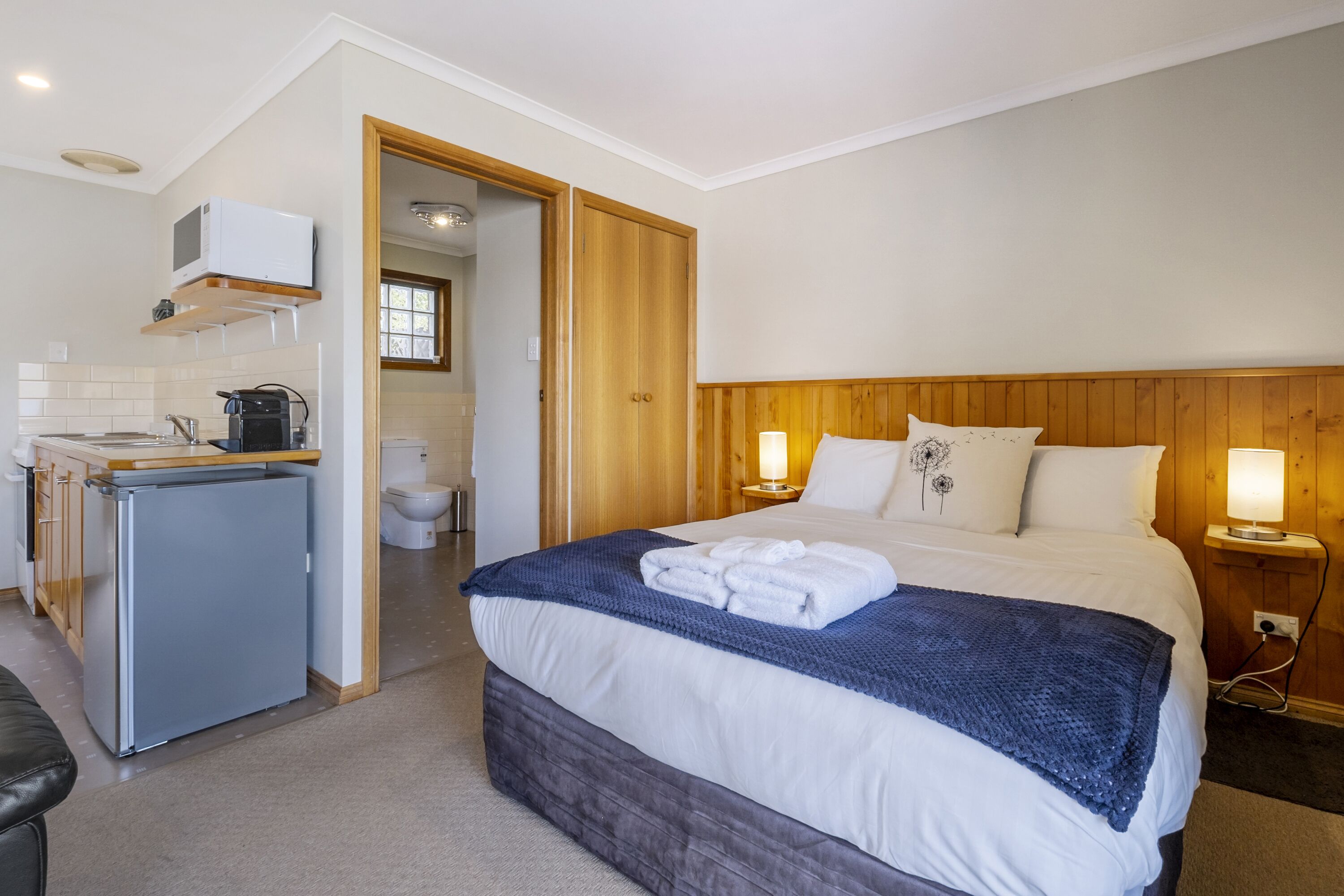 Driftwood Cottages — image 10