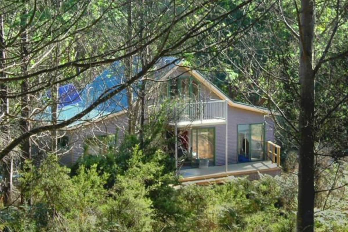 Family House, 2 Bedrooms, Mountain View, Mountainside