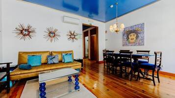 Apartment, 2 Bedrooms (Pombalino) | View from room