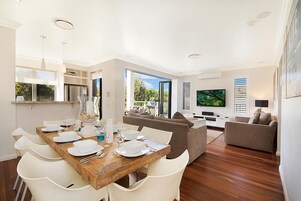 Luxury 4 Bedroom House with Private Pool | Living area