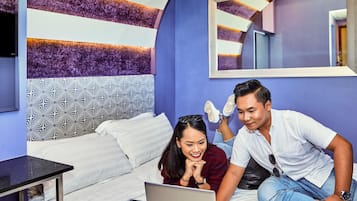 Deluxe Double Room, 1 Double Bed (Theme)